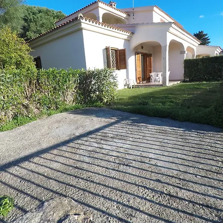 Coclearia Holiday home *