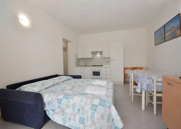 Coclearia * San Teodoro (Sardinia)